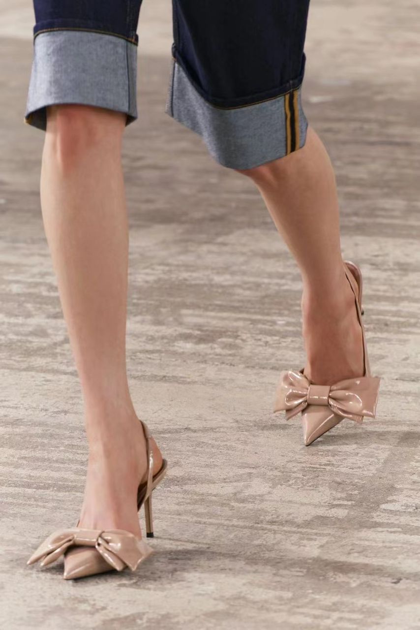 Ladies’ High-Quality Slippers wholesale