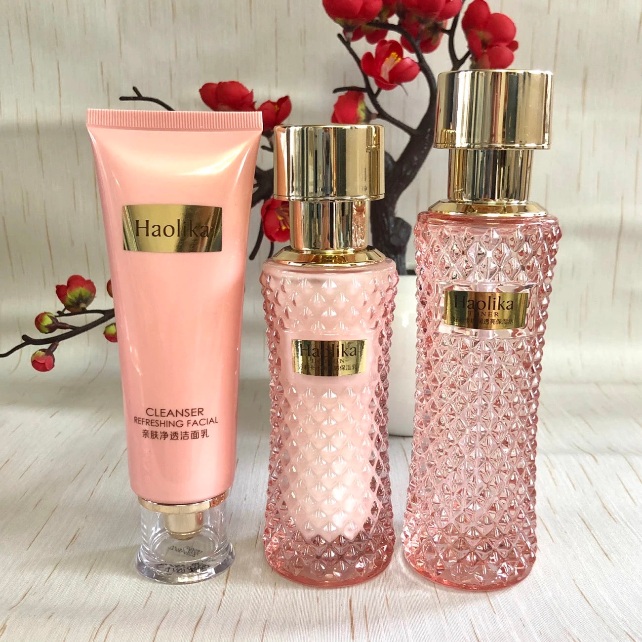 Holika Hyaluronic Acid Hydrating & Brightening Lotion
