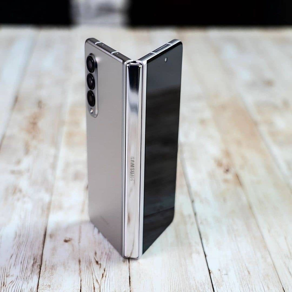 Samsung Galaxy Z Fold 3
