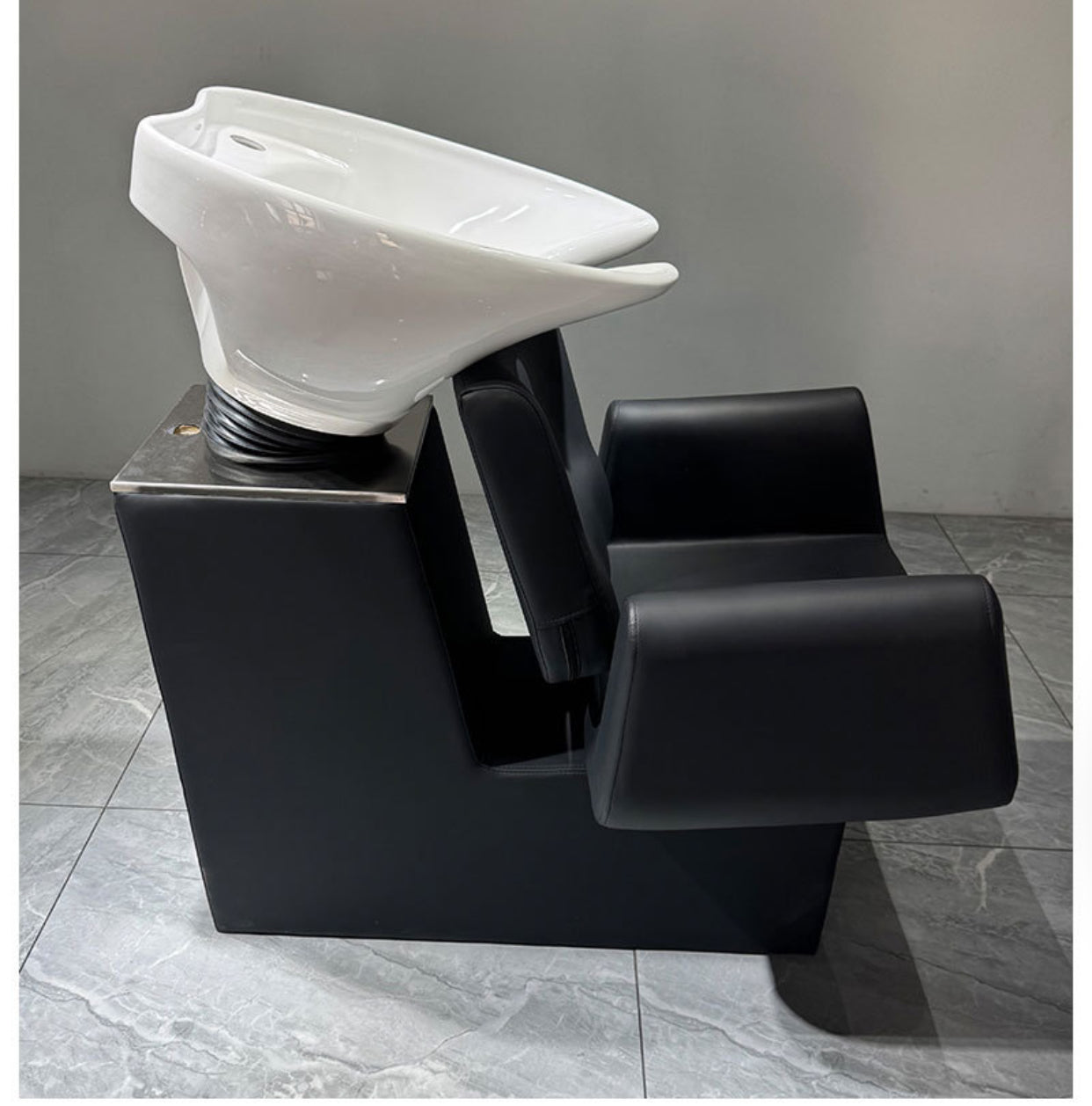 Light Luxury Shampoo Bed