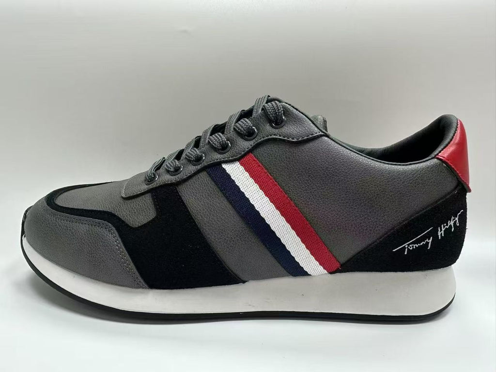 Tommy Hilfiger runners