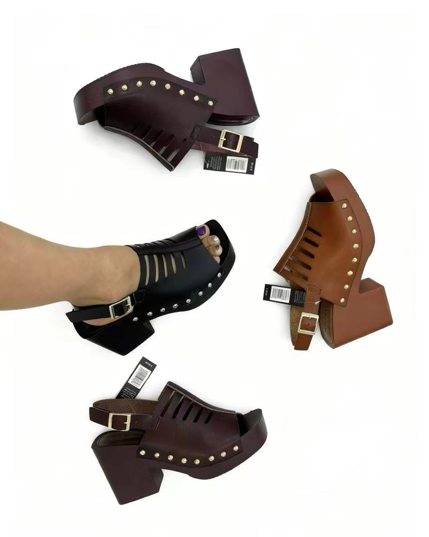 Munro Women's Abby sandals